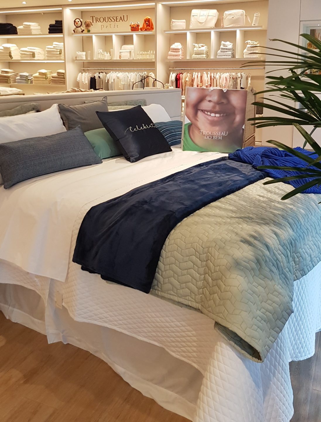 Exclusivité Trousseau realiza campanha Trousseau do Bem