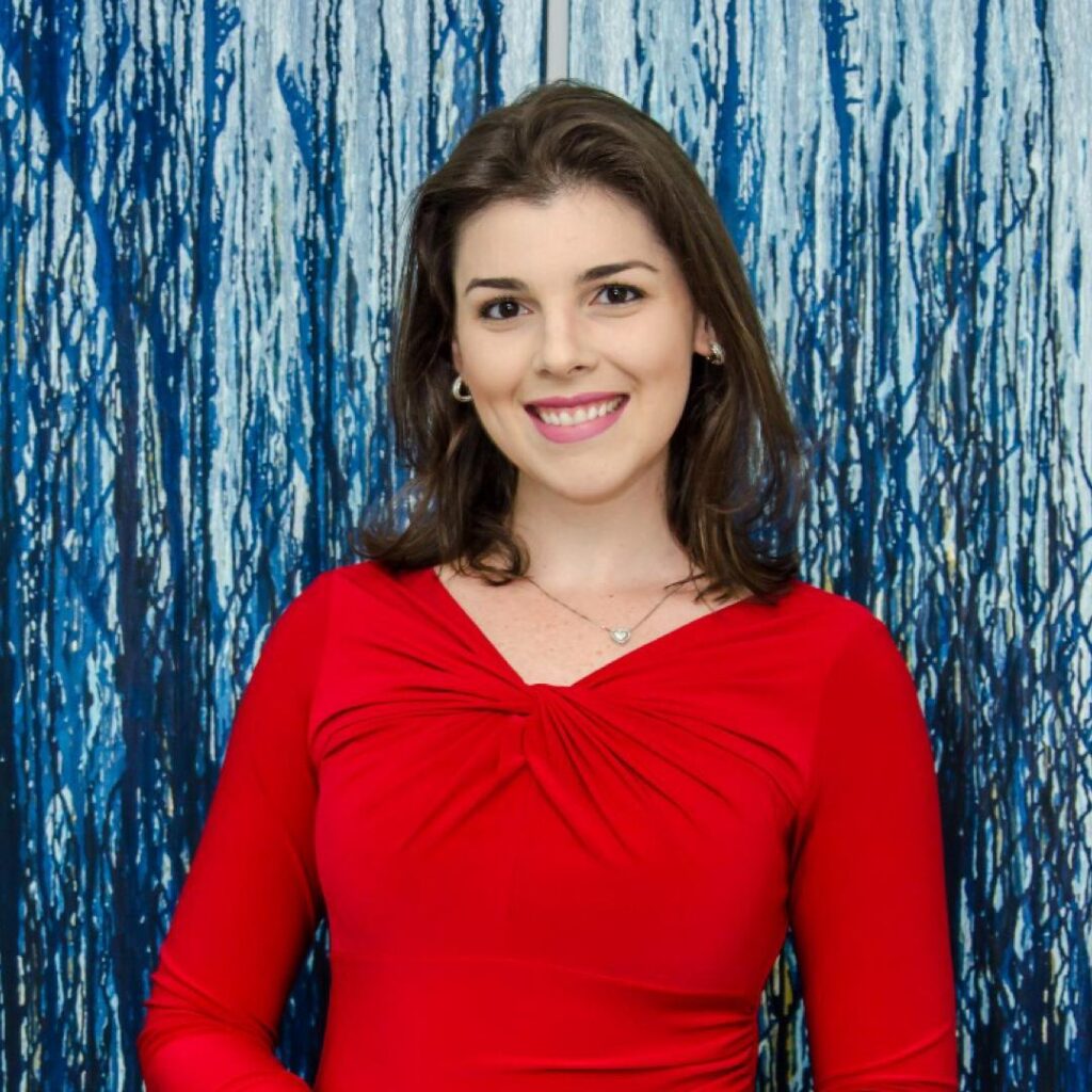 Instituto de Juristas Brasileiras de Pernambuco completa 1° ano com evento on-line e gratuito com especialistas 2 DIVULGACAO Lorena Guedes Duarte diretora geral do IJB em Pernambuco