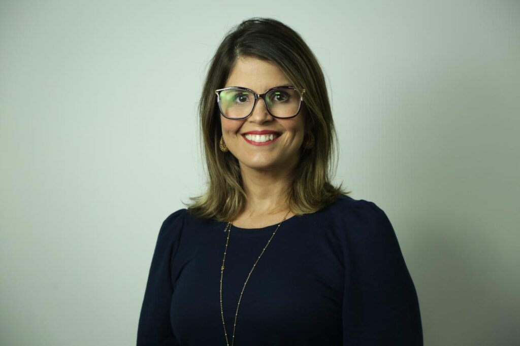 ESA-PE garante descontos para mulheres em campanha lançada pela OAB-PE agora no Mês da Mulher 2 Isabela Lessa vice presidente da ESA PE – CREDITO Alysson Maria