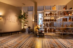 Galeria dos Artesãos na CASACOR PE 2022 tem projeto do arquiteto Diogo Viana 3 GALERIA DOS ARTESÃOS NA CASACOR PE - Foto Paula Villocq