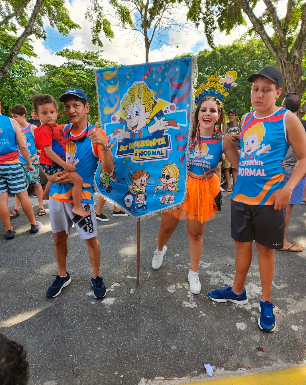 Carnaval inclusivo: Instituto Dimitri Andrade leva bloco “Ser Diferente É Normal” às ruas no domingo (04.02)