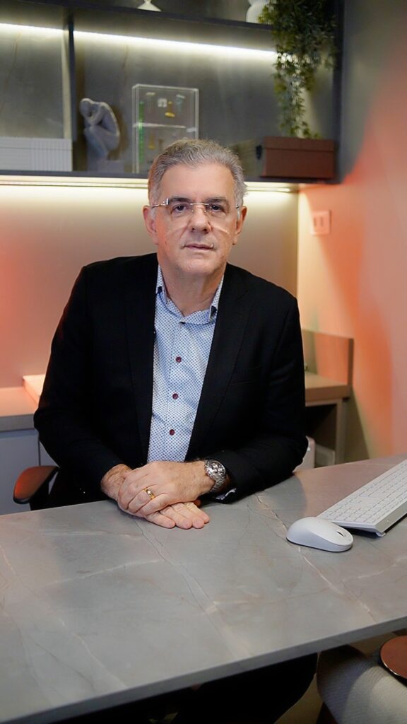 Dor nos pés pode indicar alterações estruturais e merece atenção médica 2 Dr. Fernandes Arteiro 1